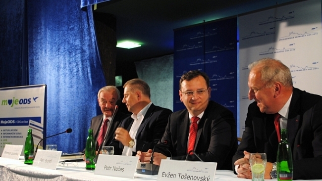 Středočeši vyberou kandidáta na Hrad