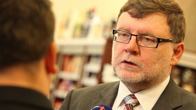 Potvrzuje se, že důvodem odvolání Pospíšila nebylo jmenování Bradáčové