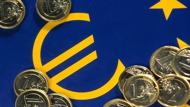 Miloš Zeman chce euro – občanům a zájmům ČR navzdory