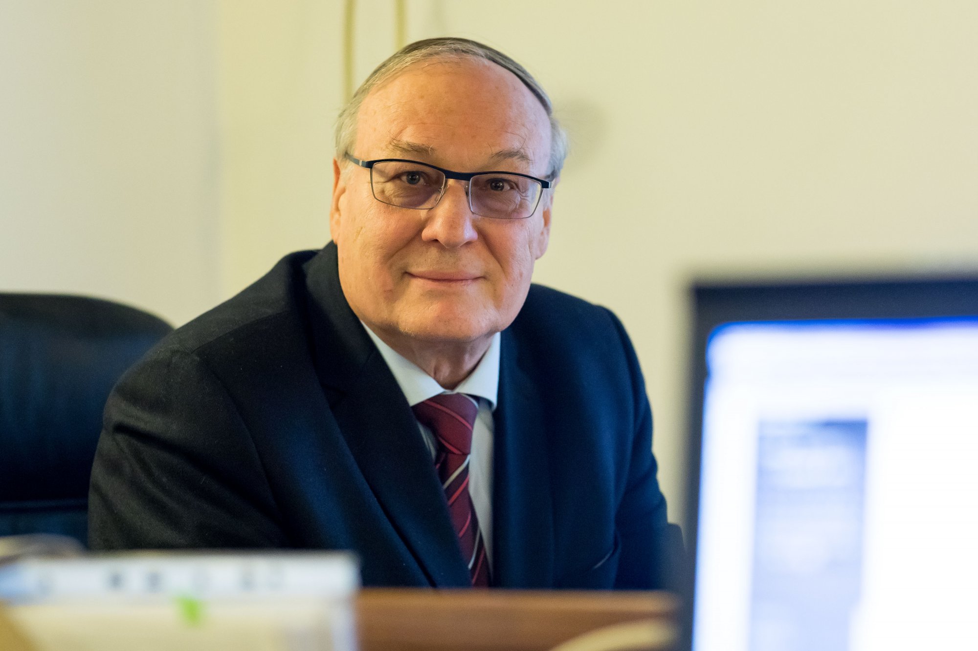 Interpelace na ministra zdravotnictví ve věci řešení nedostatku zdravotních sester