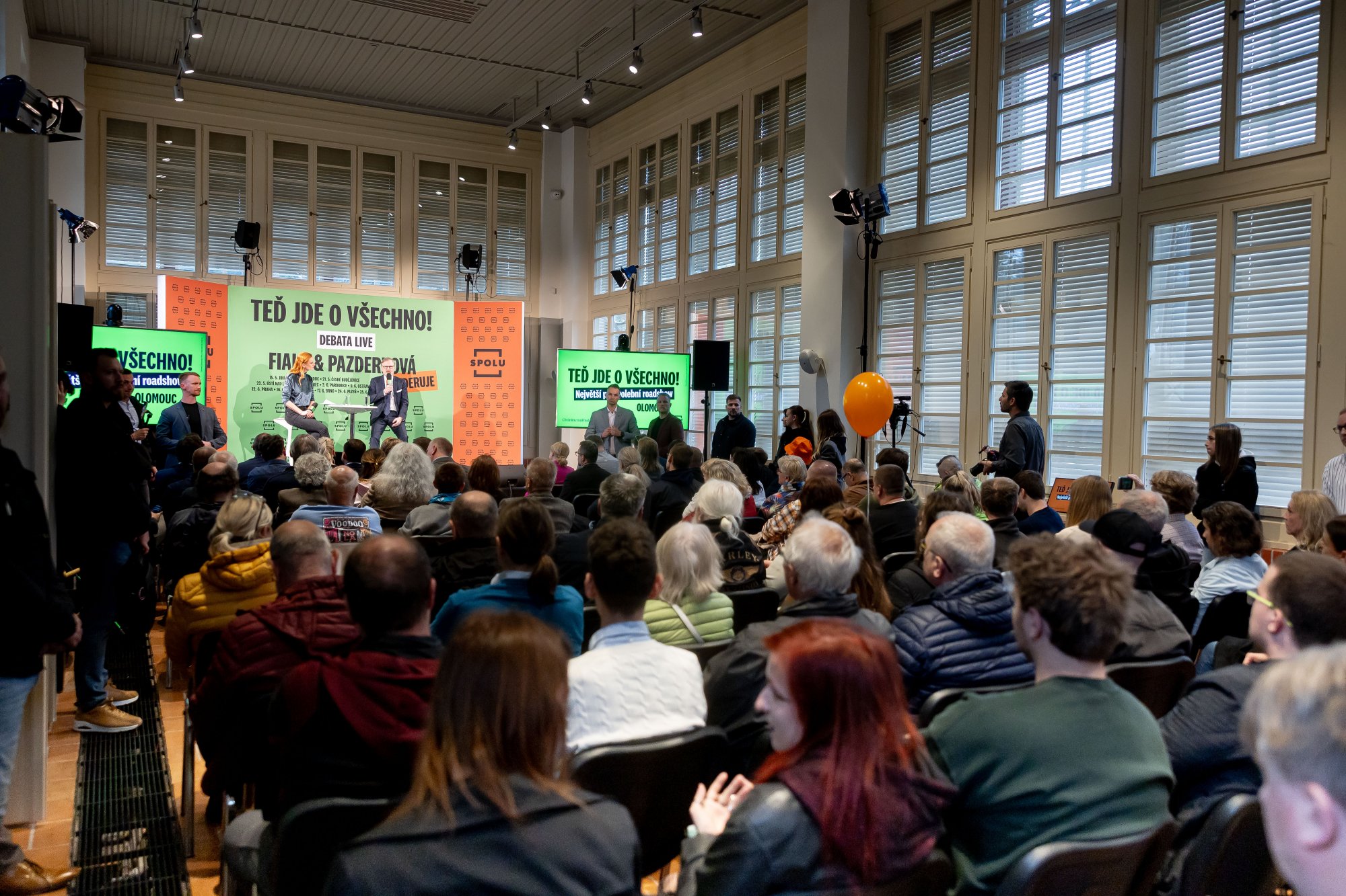 Další zastávkou debatní tour Petra Fialy byla Olomouc