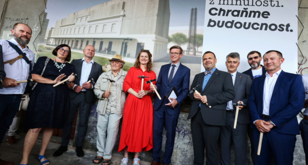 Nové poslání pro nádraží. Začíná stavba Centra paměti a dialogu Bubny