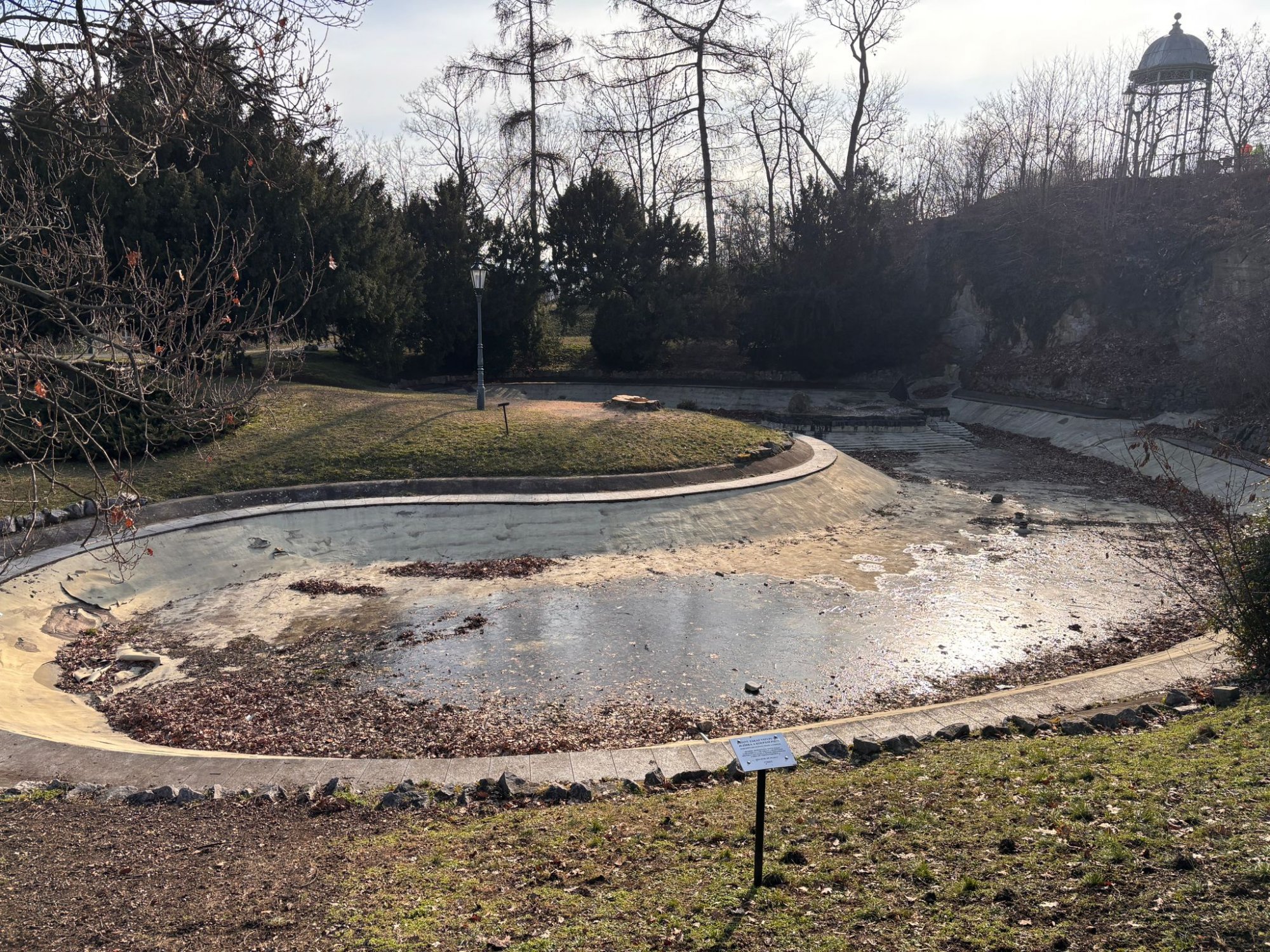 Podpořili jsme opravu jezírka Na Skalce