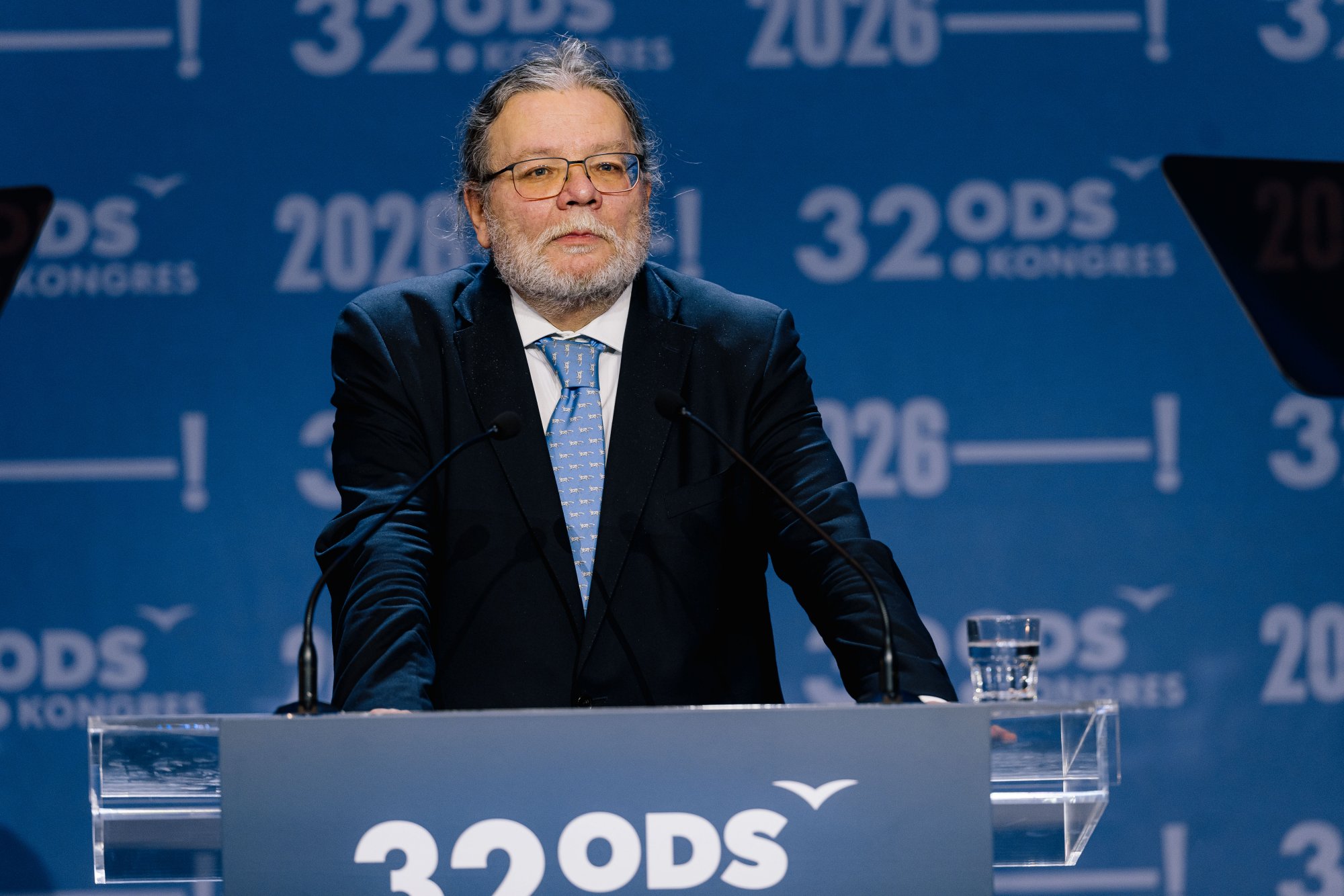 Europarlament schválil nová pravidla pro automobily, Alexandr Vondra uhájil výjimku pro Tatru