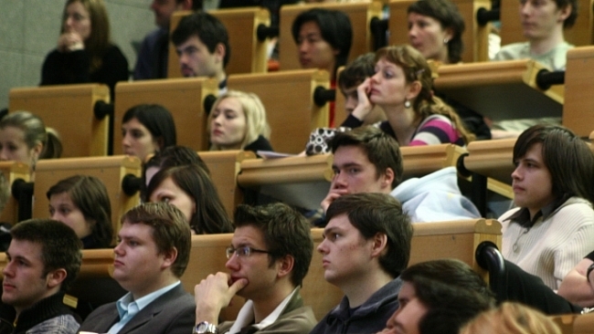 Co přichází poštou aneb Ideologie na školách