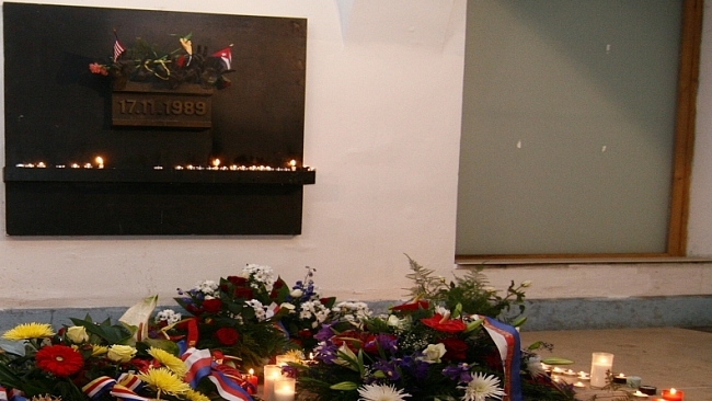 17. listopad 1989 otevřel cestu ke svobodě a demokracii