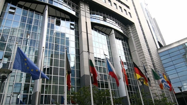 Europoslanci ODS: Premiér se v Bruselu rozhodl správně