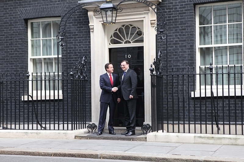 Český a britský premiér prosazují jednotný trh EU