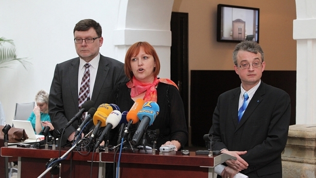 Úsporné plány ministra Drábka jsou nereálné. Systém stále nefunguje