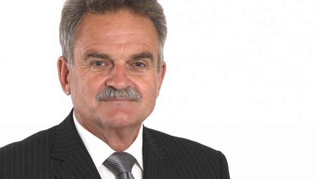 MUDr. Václav Vlček je kandidátem do Senátu Parlamentu ČR ve volebním obvodu 68 Opava