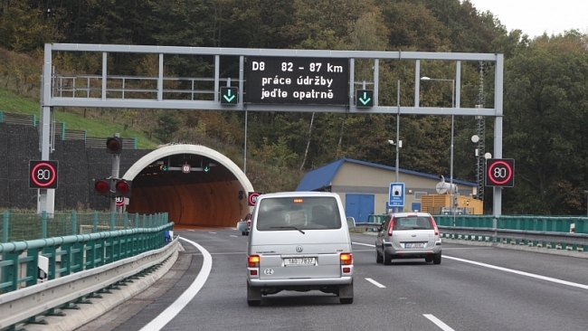 Eko-teroristé útočí na dálnici D8