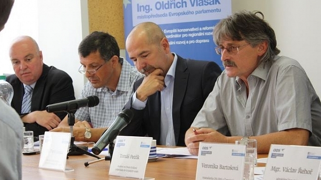 O problematice školství (nejen) v Novém Bydžově