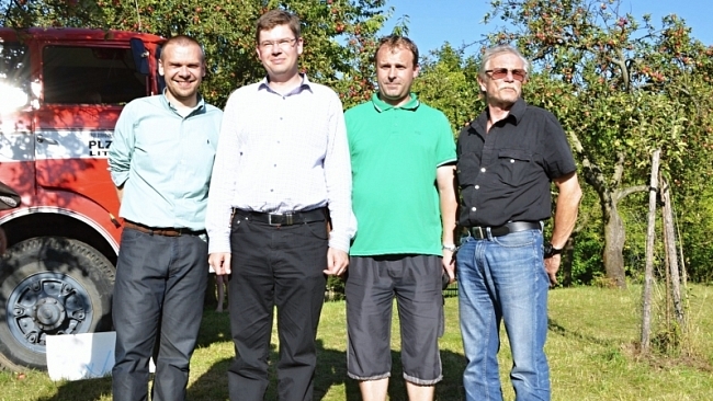 Jiří Pospíšil společně s primátorem Martinem Baxou na oslavách 800 let založení obce Litice u Plzně
