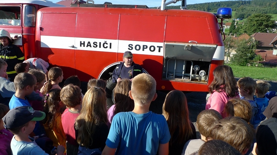 V sopotnické škole hořelo. Jenom jako.