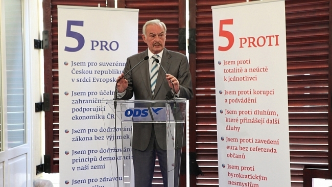 Projev kandidáta na prezidenta republiky na tiskové konferenci při otevření jeho volební kanceláře