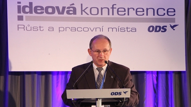 V druhém kole voleb měl více sil Luděk Jeništa