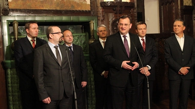 Lidé musí dostat objektivní informace o druhém pilíři důchodové reformy