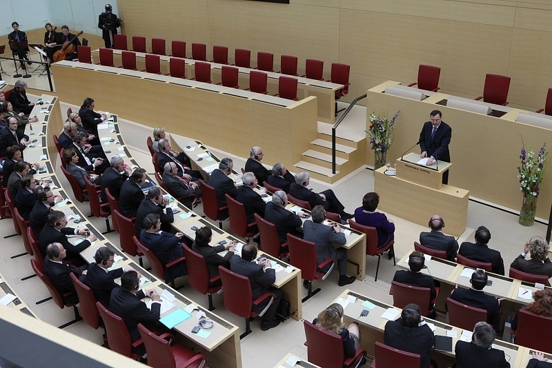 Litujeme utrpení a křivd způsobených nuceným vysídlením Němců