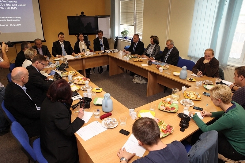 Tisková zpráva z tiskové konference RS ODS Ústeckého kraje ze dne 26. září 2013
v Modrém domě v Ústí nad Labem