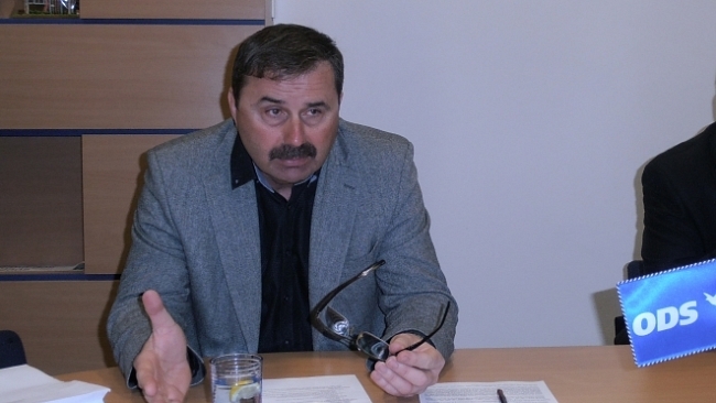Škoda handrkování o letní kino
