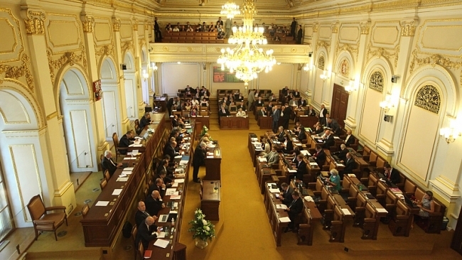 Sněmovna na návrh ODS označila anexi Krymu Ruskem za porušení mezinárodního práva
