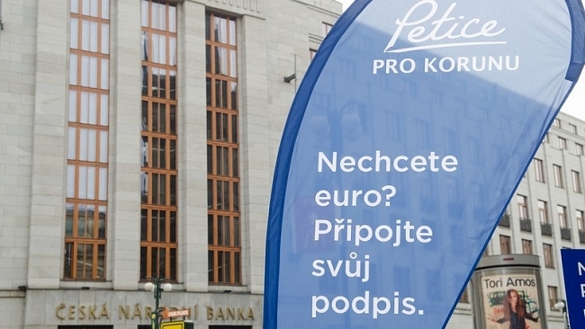 Koruna nebo euro