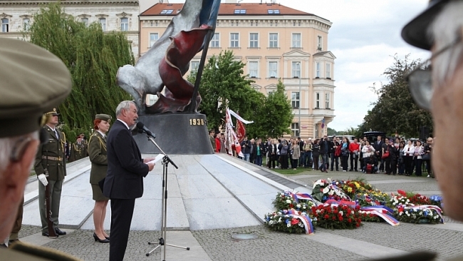 Projev na pietním setkání u památníku II. odboje na Klárově
