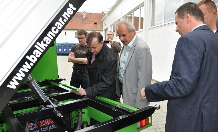 První elektromobil pro technické služby