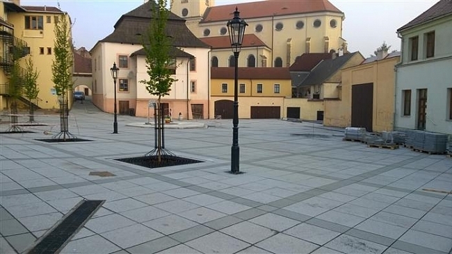 Město Rokycany dokončuje revitalizaci veřejného prostranství Spilka
