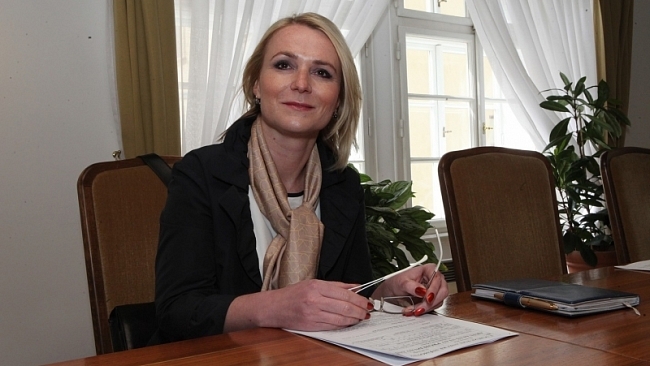 Písemná interpelace na ministra vnitra ve věci ochrany prezidenta republiky a Pražského hradu 