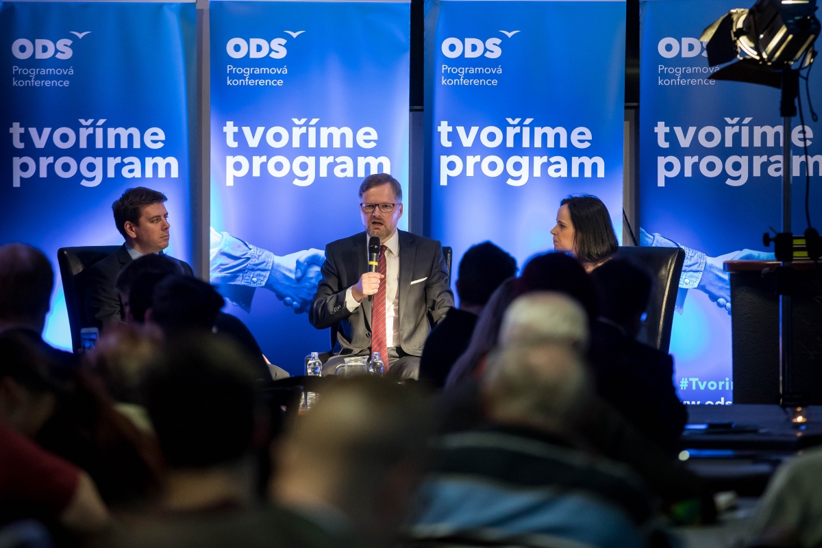 Petr Fiala diskutoval v Mladé Boleslavi s občany středních Čech o volebních prioritách ODS