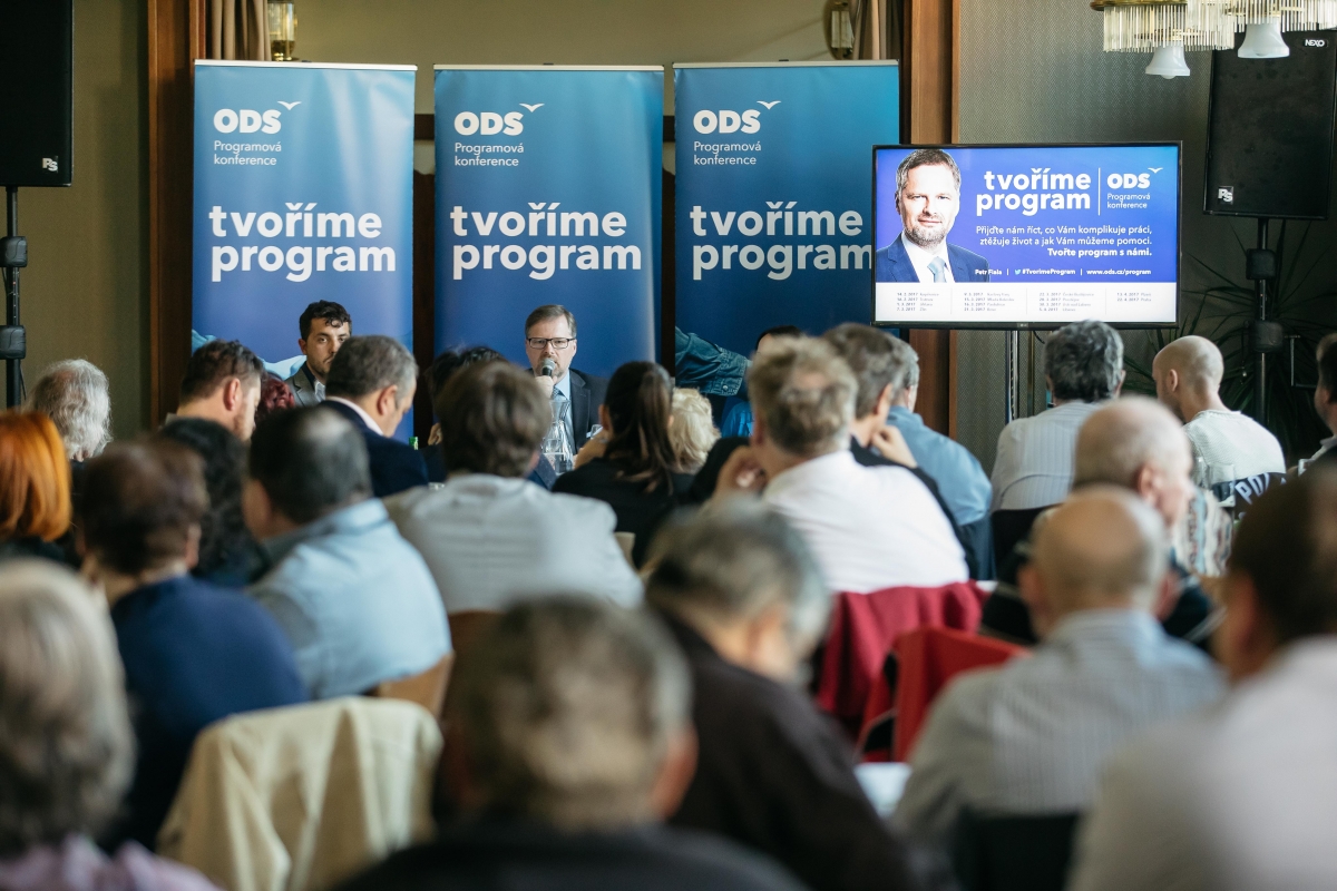 Předseda ODS Petr Fiala diskutoval s občany Olomouckého kraje o volebním programu