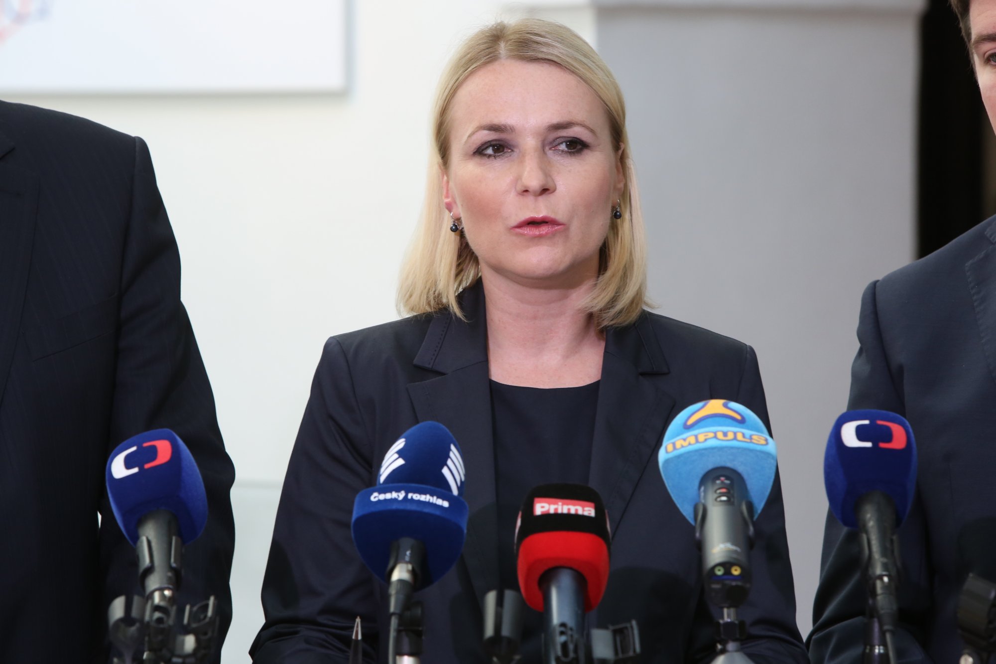 Ministr Chovanec nedokázal stabilizovat policii a nevyužil příznivé ekonomické situace