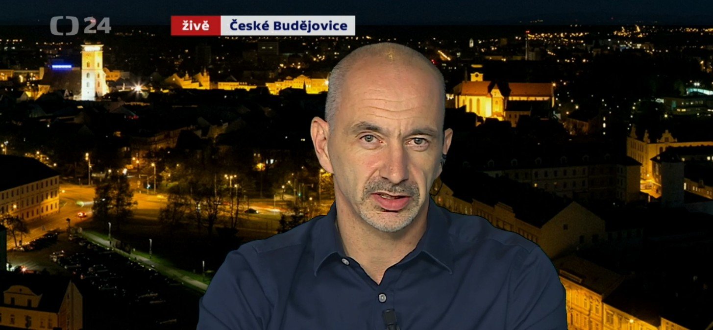 Události, komentáře: Co bude se Škodovkou?