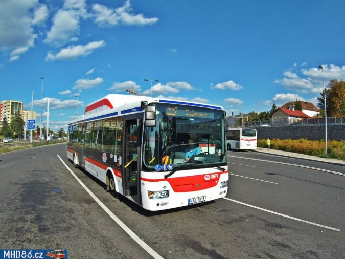 Ropid zaintegroval Kladensko jen papírově. Řada autobusů nejezdí