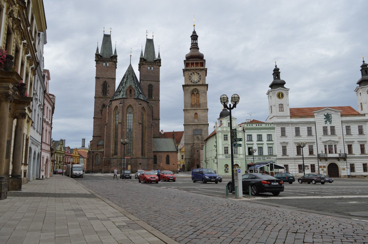 Velké náměstí v Hradci - Nekonečný příběh