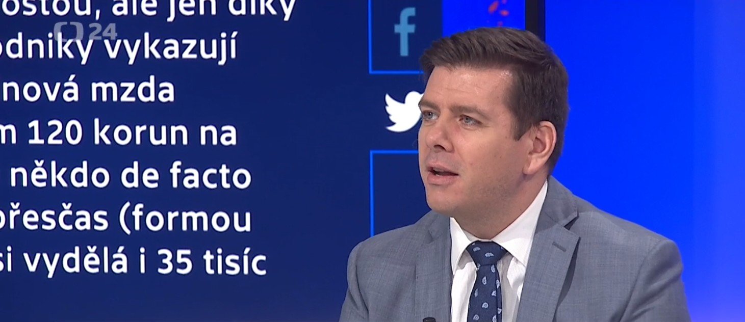 90' ČT24: Jak rostou v Česku mzdy