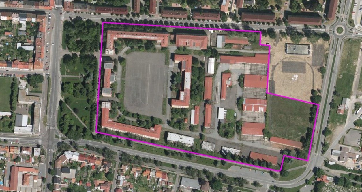 Nové záchytné parkoviště v Masarykových kasárnách
