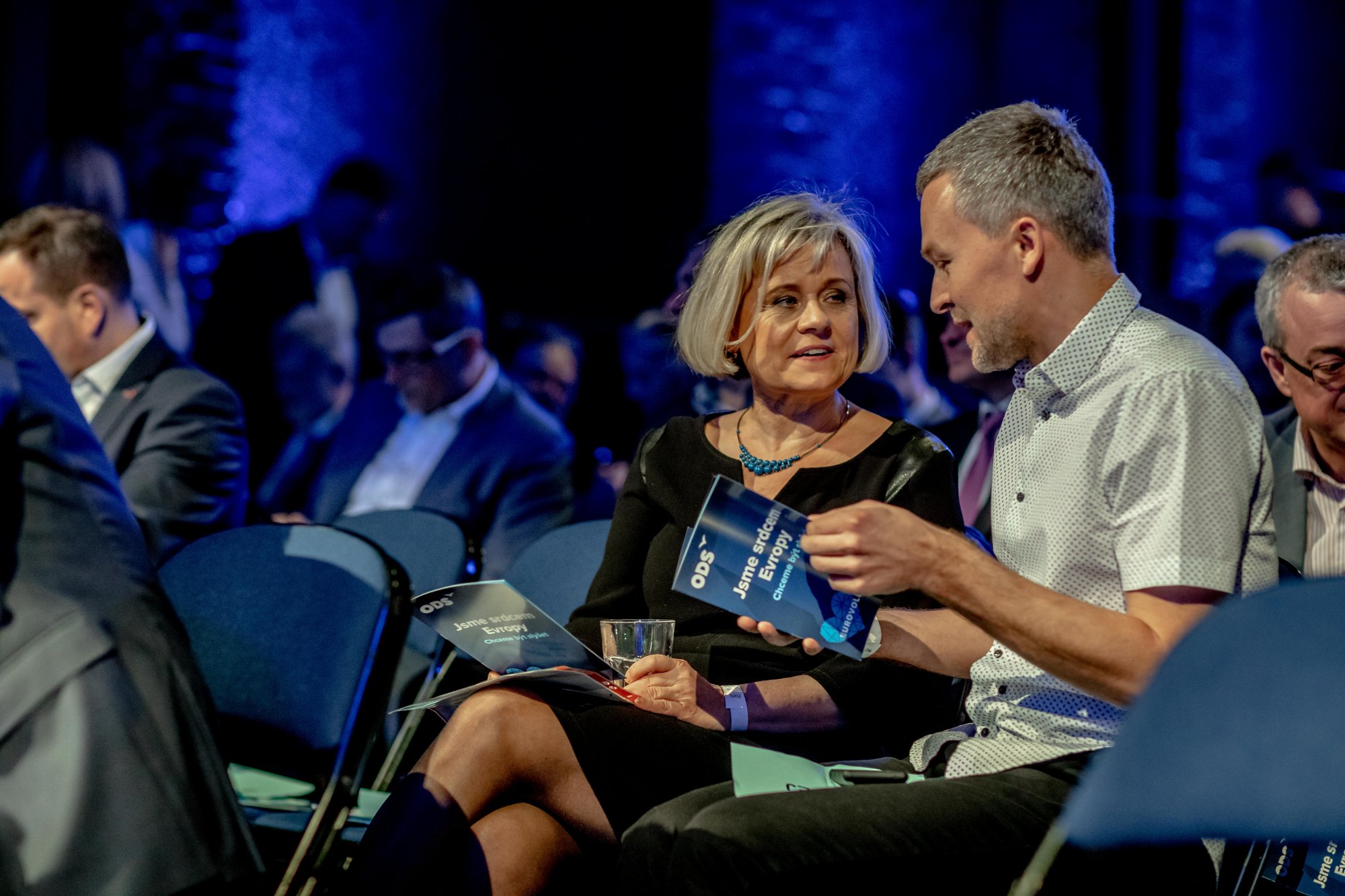 Nabídku ČSSD přijímám. Vyzývám ministra zemědělství, aby omezil dotace velkým koncernům a podpořil malé zemědělce a lokální výrobce potravin