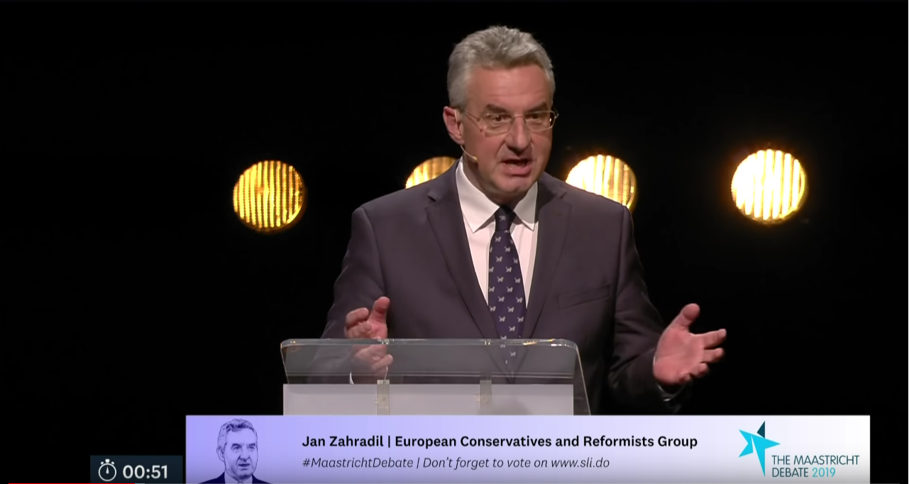 Debata v Maastrichtu - kdo bude dalším předsedou Evropské komise?