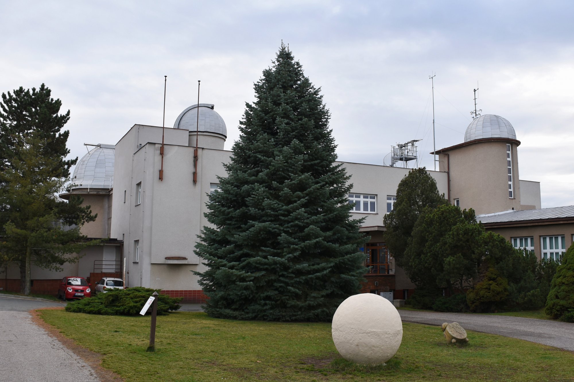 Pracujeme na modernizaci hradecké hvězdárny