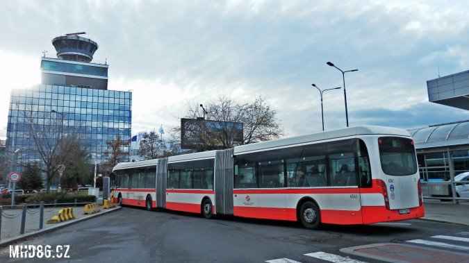 Velkokapacitní autobusy na letiště jezdit nebudou