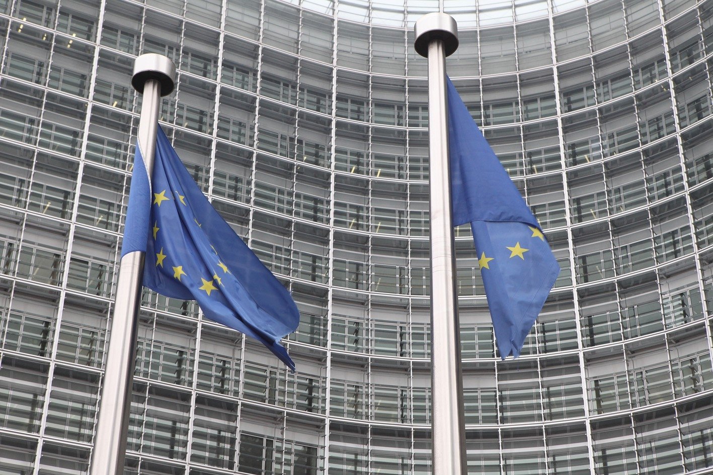 ODS v EP: Obnově ekonomiky pomůže méně regulace a překážek, nikoli nové evropské daně