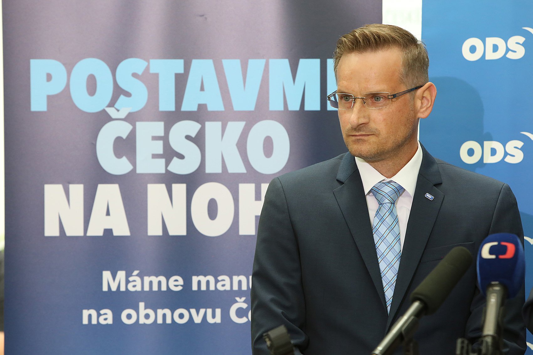 Interpelace na ministra zahraničních věcí ve věci postoje ČR k uzavírání zimních středisek