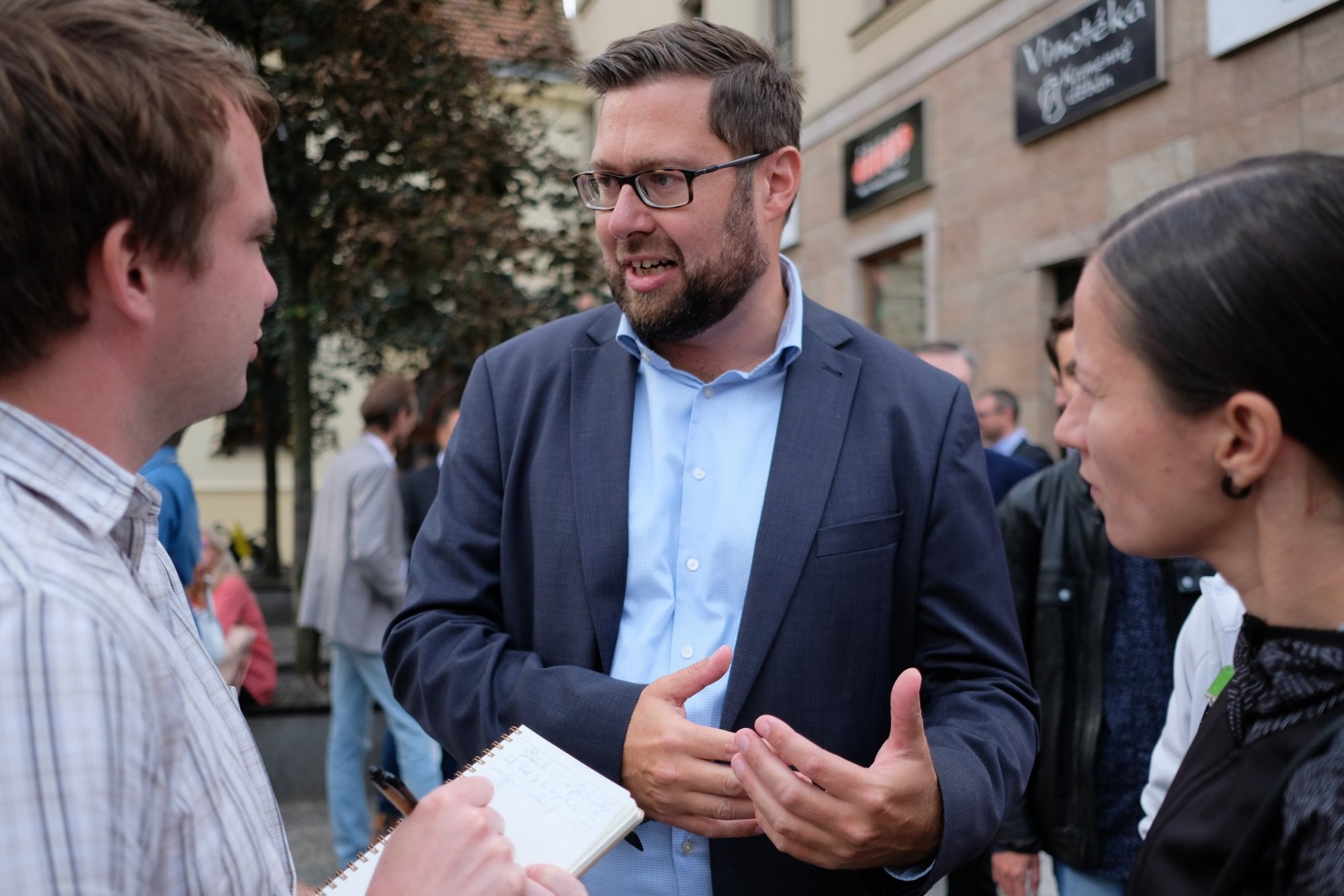 Vláda tady z toho dělá covidový pracovní lágr. Co nám chybí, je strategie na několik let