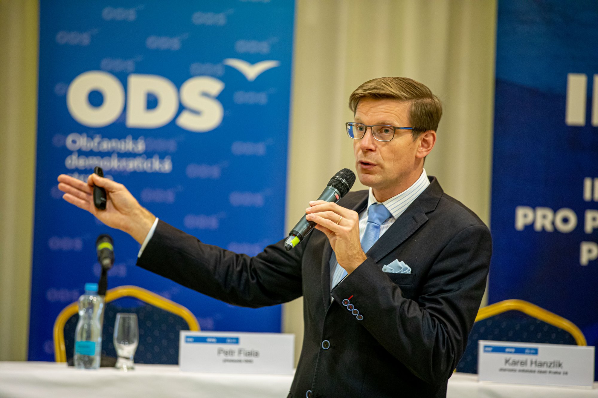 Co by vláda měla říct, ale nejspíš neřekne