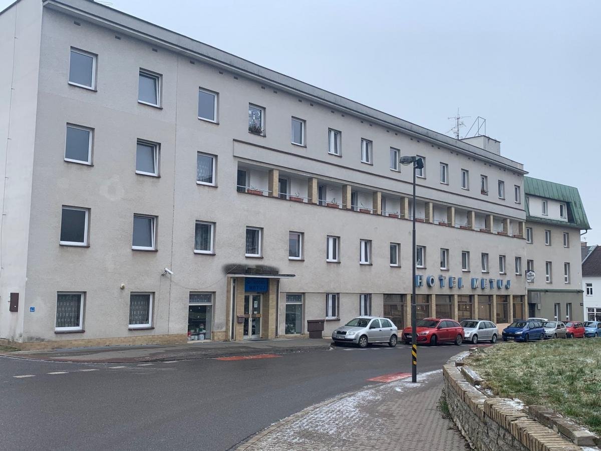 Co přinesl seminář zastupitelů k hotelu Metuj?