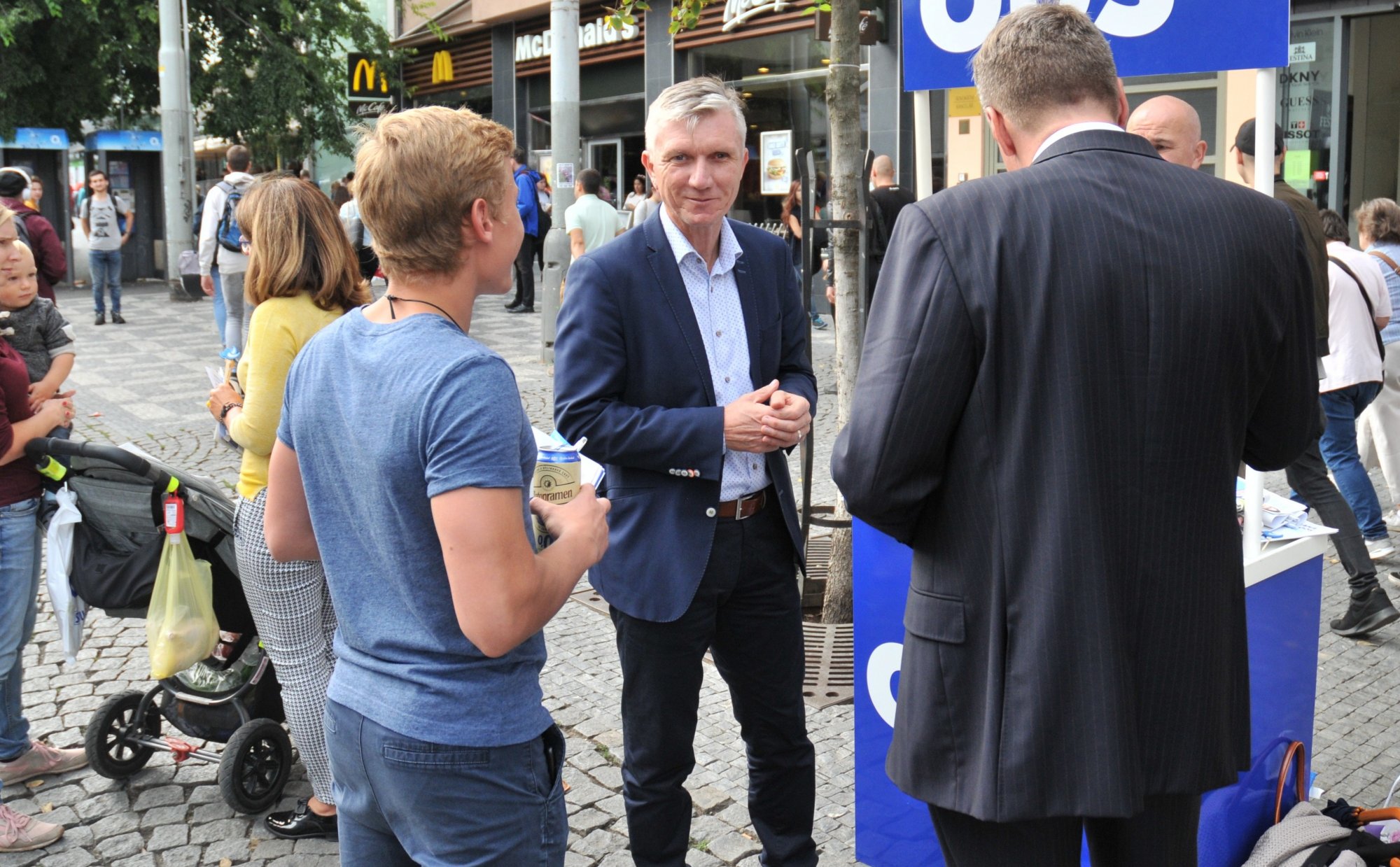 Nevím, proč na řidičák musíme stát frontu, říká průkopník digitálního státu