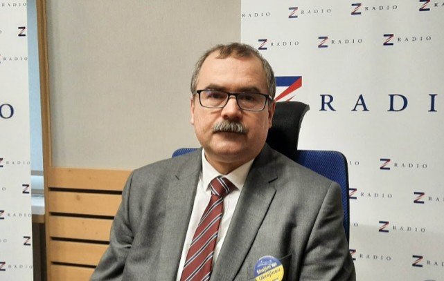 Rádio Z: Premiéři nastavili zrcadlo i lídrům ze západní Evropy, ti své neúčasti dnes možná litují