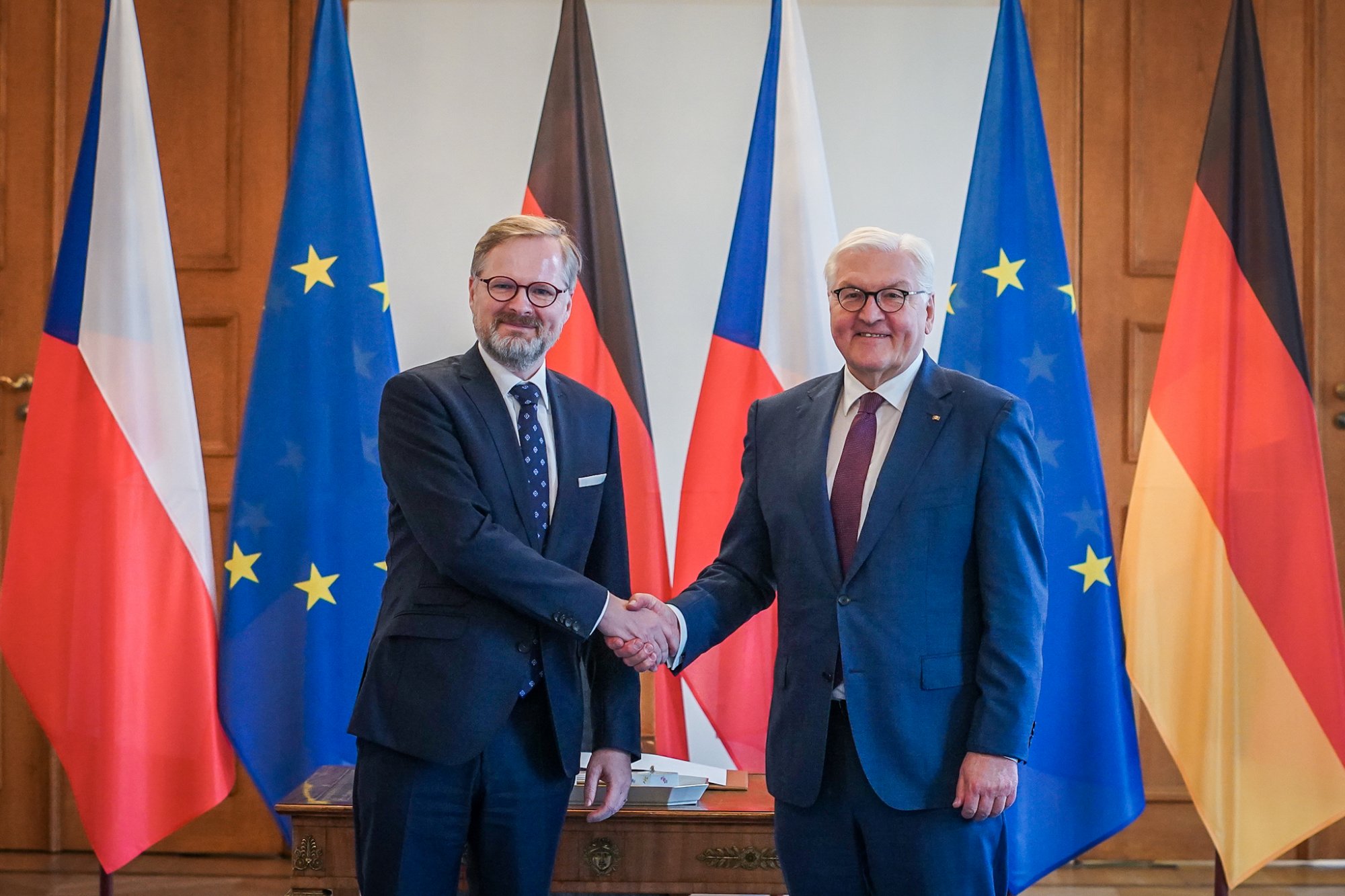 Premiér Fiala jednal v Berlíně se spolkovým kancléřem Scholzem o energetické bezpečnosti a situaci na Ukrajině